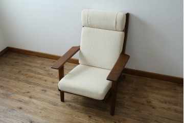 デンマークビンテージ　GETAMA(ゲタマ)　Hans J Wegner(ハンス・J・ウェグナー)　GE290A　オーク材　くつろぎの空間を演出するイージーチェア　(R-082844)