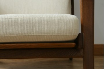 デンマークビンテージ　GETAMA(ゲタマ)　Hans J Wegner(ハンス・J・ウェグナー)　GE290A　オーク材　くつろぎの空間を演出するイージーチェア　(R-082844)