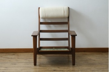 デンマークビンテージ　GETAMA(ゲタマ)　Hans J Wegner(ハンス・J・ウェグナー)　GE290A　オーク材　くつろぎの空間を演出するイージーチェア　(R-082844)