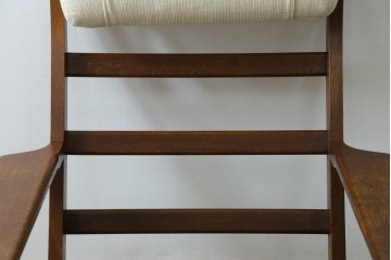 デンマークビンテージ　GETAMA(ゲタマ)　Hans J Wegner(ハンス・J・ウェグナー)　GE290A　オーク材　くつろぎの空間を演出するイージーチェア　(R-082844)