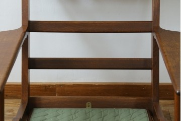 デンマークビンテージ　GETAMA(ゲタマ)　Hans J Wegner(ハンス・J・ウェグナー)　GE290A　オーク材　くつろぎの空間を演出するイージーチェア　(R-082844)