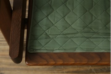 デンマークビンテージ　GETAMA(ゲタマ)　Hans J Wegner(ハンス・J・ウェグナー)　GE290A　オーク材　くつろぎの空間を演出するイージーチェア　(R-082844)