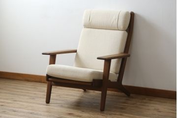 デンマークビンテージ　GETAMA(ゲタマ)　Hans J Wegner(ハンス・J・ウェグナー)　GE290A　オーク材　くつろぎの空間を演出するイージーチェア(椅子、イス、アームチェア、1P、一人掛け、1人掛けソファ、ヴィンテージ、北欧)(R-082844)