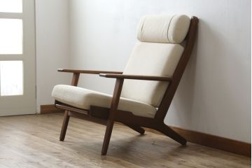 デンマークビンテージ　GETAMA(ゲタマ)　Hans J Wegner(ハンス・J・ウェグナー)　GE290A　オーク材　くつろぎの空間を演出するイージーチェア(椅子、イス、アームチェア、1P、一人掛け、1人掛けソファ、ヴィンテージ、北欧)(R-082844)