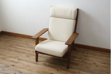 デンマークビンテージ　GETAMA(ゲタマ)　Hans J Wegner(ハンス・J・ウェグナー)　GE290A　オーク材　くつろぎの空間を演出するイージーチェア(椅子、イス、アームチェア、1P、一人掛け、1人掛けソファ、ヴィンテージ、北欧)(R-082844)