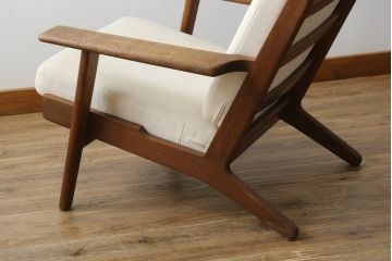 デンマークビンテージ　GETAMA(ゲタマ)　Hans J Wegner(ハンス・J・ウェグナー)　GE290A　オーク材　くつろぎの空間を演出するイージーチェア(椅子、イス、アームチェア、1P、一人掛け、1人掛けソファ、ヴィンテージ、北欧)(R-082844)