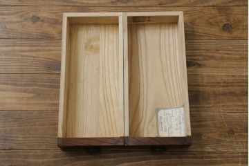 中古　美品!!　岩谷堂箪笥　菊幸　欅(ケヤキ)材　漆塗り　美しく迫力のある杢目が魅力的な長火鉢(木製火鉢、囲炉裏テーブル、ローテーブル、センターテーブル、リビングテーブル、座卓)(R-082845)
