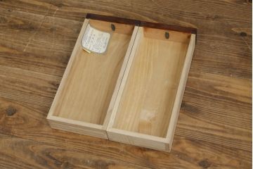 中古　美品!!　岩谷堂箪笥　菊幸　欅(ケヤキ)材　漆塗り　美しく迫力のある杢目が魅力的な長火鉢(木製火鉢、囲炉裏テーブル、ローテーブル、センターテーブル、リビングテーブル、座卓)(R-082845)