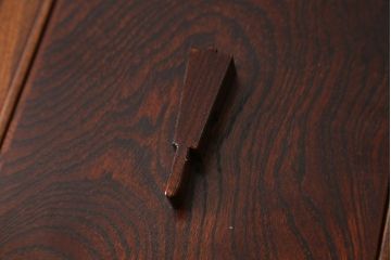 中古　美品!!　岩谷堂箪笥　菊幸　欅(ケヤキ)材　漆塗り　美しく迫力のある杢目が魅力的な長火鉢(木製火鉢、囲炉裏テーブル、ローテーブル、センターテーブル、リビングテーブル、座卓)(R-082845)
