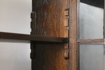 イギリスアンティーク　人気の薄型　希少サイズ　オーク材　シンプルな大型ブックケース(キャビネット、飾り棚、本棚、本箱、書棚、陳列棚、ガラス戸棚、収納棚、ディスプレイケース、店舗什器、英国)(R-082847)