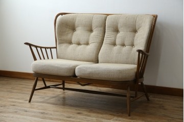 イギリスビンテージ　ERCOL(アーコール)　エバーグリーン　曲げ木のフレームが目を惹くハイバック2人掛けソファ　定価約72万円　(R-082849)