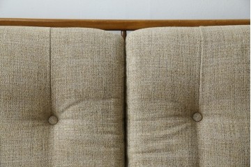 イギリスビンテージ　ERCOL(アーコール)　エバーグリーン　曲げ木のフレームが目を惹くハイバック2人掛けソファ　定価約72万円　(R-082849)