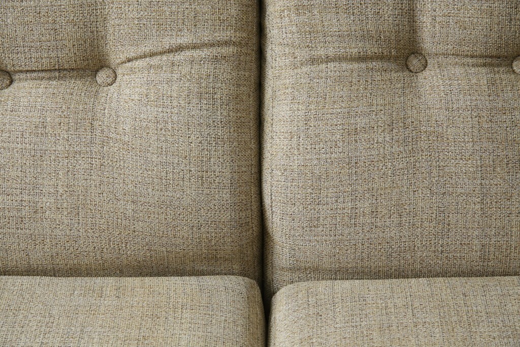 イギリスビンテージ　ERCOL(アーコール)　エバーグリーン　曲げ木のフレームが目を惹くハイバック2人掛けソファ　定価約72万円　(R-082849)