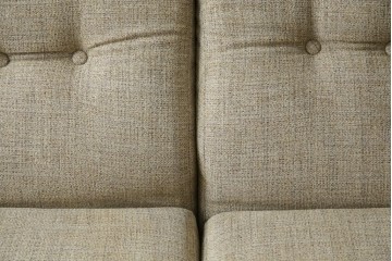 イギリスビンテージ　ERCOL(アーコール)　エバーグリーン　曲げ木のフレームが目を惹くハイバック2人掛けソファ　定価約72万円　(R-082849)