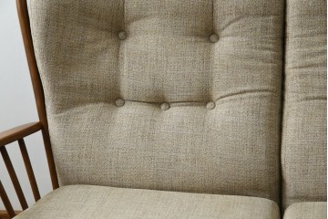 イギリスビンテージ　ERCOL(アーコール)　エバーグリーン　曲げ木のフレームが目を惹くハイバック2人掛けソファ　定価約72万円　(R-082849)