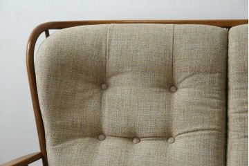 イギリスビンテージ　ERCOL(アーコール)　エバーグリーン　曲げ木のフレームが目を惹くハイバック2人掛けソファ　定価約72万円　(R-082849)