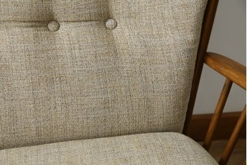 イギリスビンテージ　ERCOL(アーコール)　エバーグリーン　曲げ木のフレームが目を惹くハイバック2人掛けソファ　定価約72万円　(R-082849)