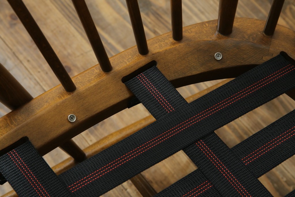 イギリスビンテージ　ERCOL(アーコール)　エバーグリーン　曲げ木のフレームが目を惹くハイバック2人掛けソファ　定価約72万円　(R-082849)