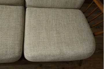 イギリスビンテージ　ERCOL(アーコール)　エバーグリーン　曲げ木のフレームが目を惹くハイバック2人掛けソファ　定価約72万円　(R-082849)