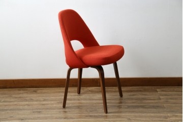 中古　美品　Knoll(ノル)　Saarinen Collection Conference Chair(サーリネン コレクション カンファレンスチェア)　 鮮やかな赤が印象的なアームレスチェア　定価約36万円相当　(R-082851)