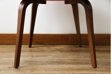 中古　美品　Knoll(ノル)　Saarinen Collection Conference Chair(サーリネン コレクション カンファレンスチェア)　 鮮やかな赤が印象的なアームレスチェア　定価約36万円相当　(R-082851)