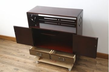 中古　美品　高級品!!　伝統工芸　箱根細工(寄木細工)　麻の葉文様が美しい茶棚(茶箪笥、茶タンス、収納棚、飾り棚、戸棚、サイドボード)(定価推定約60万円)(R-082852)