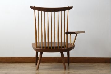 和製ヴィンテージ　ジョージナカシマ　桜製作所　LOUNGE ARM(ラウンジアーム)　One Arm(ワンアーム、片肘)　CN103　クッション付き　モダンに洗練された右アーム付きラウンジチェア(ジョージ・ナカシマ、アームチェア、イス、椅子、板座チェア、ビンテージ)(R-082853)
