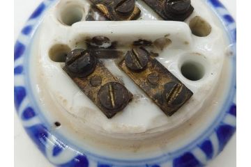 アンティーク　明治期　染付　唐草文　落ち着いた佇まいの碍子2点セット(電笠、電灯、照明器具、電材、陶器)(R-082856)