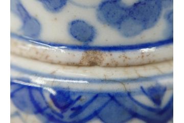 アンティーク　明治期　染付　唐草文　落ち着いた佇まいの碍子2点セット(電笠、電灯、照明器具、電材、陶器)(R-082856)