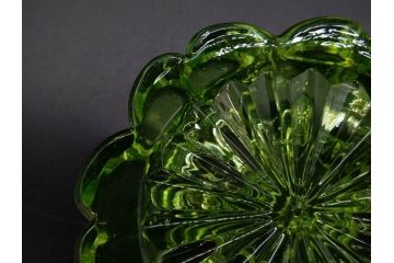 ウランガラス　ハート　花型　繊細で可愛らしいインク壺2点セット(インク壷、インク入れ、インキ、小物入れ、硝子)(R-082857)