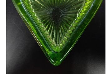 ウランガラス　ハート　花型　繊細で可愛らしいインク壺2点セット(インク壷、インク入れ、インキ、小物入れ、硝子)(R-082857)