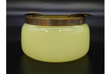 戦前 当時物 ウランガラス 上品な佇まいの小物入れ&灰皿セット(蓋物、アシュトレイ、和ガラス、硝子瓶)(R-082861)