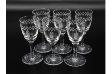 帝国ホテル　フランク・ロイド・ライト　気品あふれるグラス6客セット(市松模様、リキュール、ショット、酒器、酒杯、ガラス、硝子、外箱付)(R-082863)
