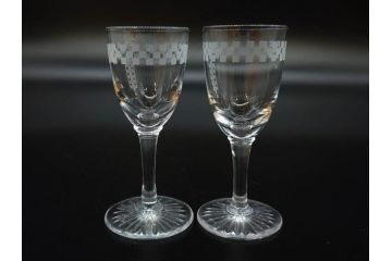 帝国ホテル　フランク・ロイド・ライト　気品あふれるグラス6客セット(市松模様、リキュール、ショット、酒器、酒杯、ガラス、硝子、外箱付)(R-082863)