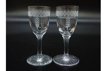 帝国ホテル　フランク・ロイド・ライト　気品あふれるグラス6客セット(市松模様、リキュール、ショット、酒器、酒杯、ガラス、硝子、外箱付)(R-082863)