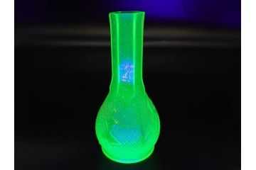 大正〜昭和初期　ウランガラス　バレリーナ　レトロな雰囲気漂うガラス瓶2点セット(一輪挿し、花瓶、花生、花入、花器、硝子、和ガラス)(R-082867)