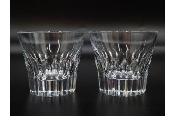フランス　Baccarat　バカラ　クリスタ　ルテシア　イヤータンブラー　2022　2024　高級感あふれるグラス4客セット(コップ、ロックグラス、フルレッドクリスタルガラス、共箱付)(R-082870)