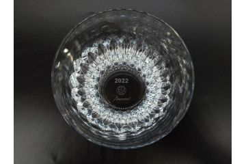 フランス　Baccarat　バカラ　クリスタ　ルテシア　イヤータンブラー　2022　2024　高級感あふれるグラス4客セット(コップ、ロックグラス、フルレッドクリスタルガラス、共箱付)(R-082870)