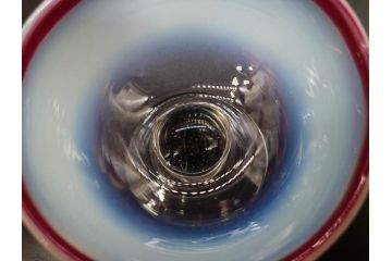 大正期　碗型　乳白ぼかし　赤縁　輪花　エナメル脚　柔らかい色合いに惹かれる氷コップ2客セット(グラス、硝子、和ガラス)(R-082882)