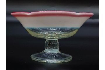 大正期　碗型　乳白ぼかし　輪花　赤縁　青縁　お部屋をノスタルジックに演出する氷コップ3点セット(碗形、グラス、硝子、和ガラス)(R-082883)