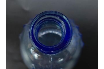 昭和初期　プレスガラス　醤油差し　食卓に彩を添えるガラス瓶5点セット(醤油瓶、しょうゆ差し、調味料入れ、ツバメ、ソース、硝子、和ガラス)(R-082885)
