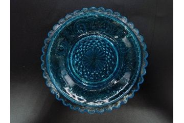 ウランガラス　プレスガラス　レース　食卓を爽やかに彩るガラス皿8枚セット(松葉、松の実、野球、硝子、中皿、小皿)(R-082887)