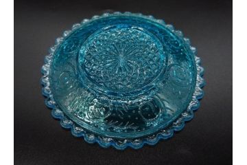 ウランガラス　プレスガラス　レース　食卓を爽やかに彩るガラス皿8枚セット(松葉、松の実、野球、硝子、中皿、小皿)(R-082887)