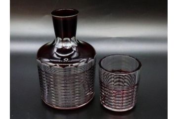 昭和初期　切子　色被せガラス　赤　空間に品格をもたらす水差し&グラスセット(コップ、冠水瓶、ピッチャー、硝子、和ガラス)(R-082892)