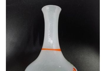 昭和初期　乳白　ガラス　レトロな可愛らしさが魅力の雛徳利3点セット(ひな祭り、雛道具、花、硝子、ガラス)(R-082893)