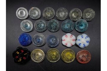 昭和初期　独楽　ガラス　懐かしさが溢れるミニチュアこま21点セット(花型、おもちゃ、玩具、サイコロ、硝子)(R-082895)