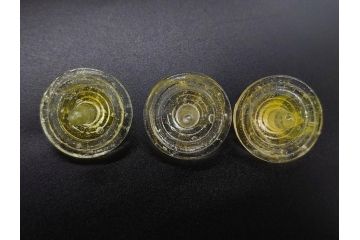 昭和初期　独楽　ガラス　懐かしさが溢れるミニチュアこま21点セット(花型、おもちゃ、玩具、サイコロ、硝子)(R-082895)