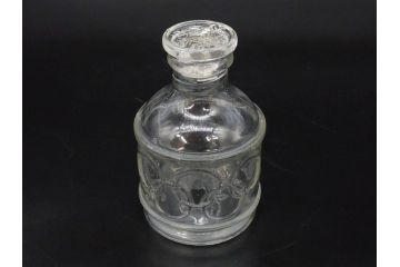 当時物　醤油差し　プレスガラス　時代を重ねた趣あるガラス瓶5点セット(オリンピック、五輪、醤油瓶、しょうゆ差し、調味料入れ、ソース、硝子、和ガラス)(R-082896)