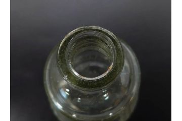 当時物　醤油差し　プレスガラス　時代を重ねた趣あるガラス瓶5点セット(オリンピック、五輪、醤油瓶、しょうゆ差し、調味料入れ、ソース、硝子、和ガラス)(R-082896)