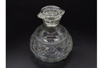 当時物　醤油差し　プレスガラス　時代を重ねた趣あるガラス瓶5点セット(オリンピック、五輪、醤油瓶、しょうゆ差し、調味料入れ、ソース、硝子、和ガラス)(R-082896)